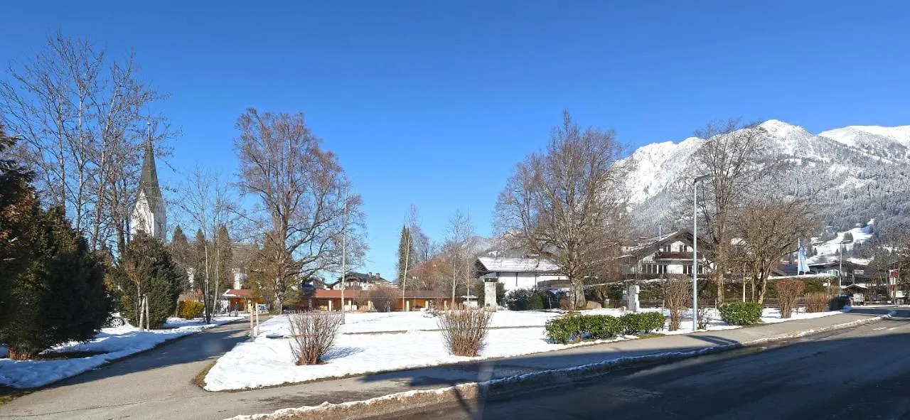 'Chalet-Style' Ruhige & Zentrale 3-Raum-Suite Direkt Am Kurpark Oberstdorf 0*,